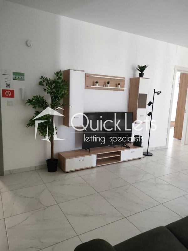 Rooms in Swieqi - Image 5