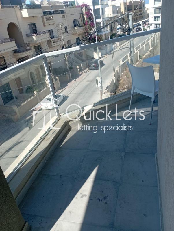Rooms in Swieqi - Image 6