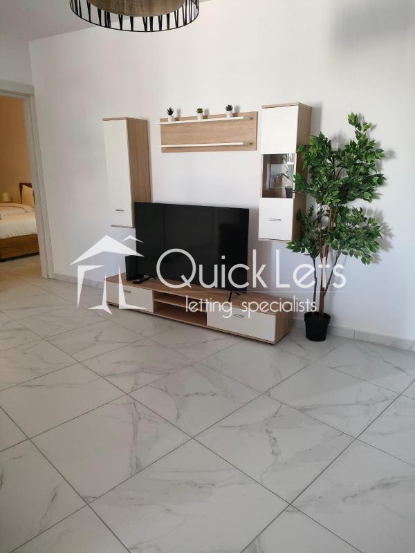 Rooms in Swieqi - Image 4
