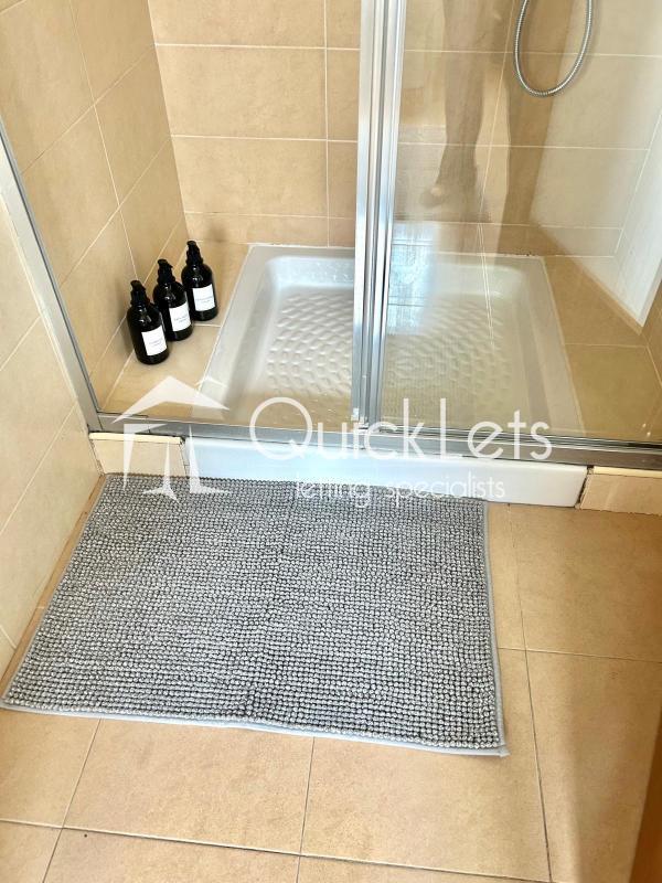 Rooms in St. Julians - Image 4