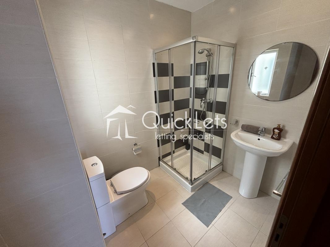 Rooms in St. Julians - Image 2