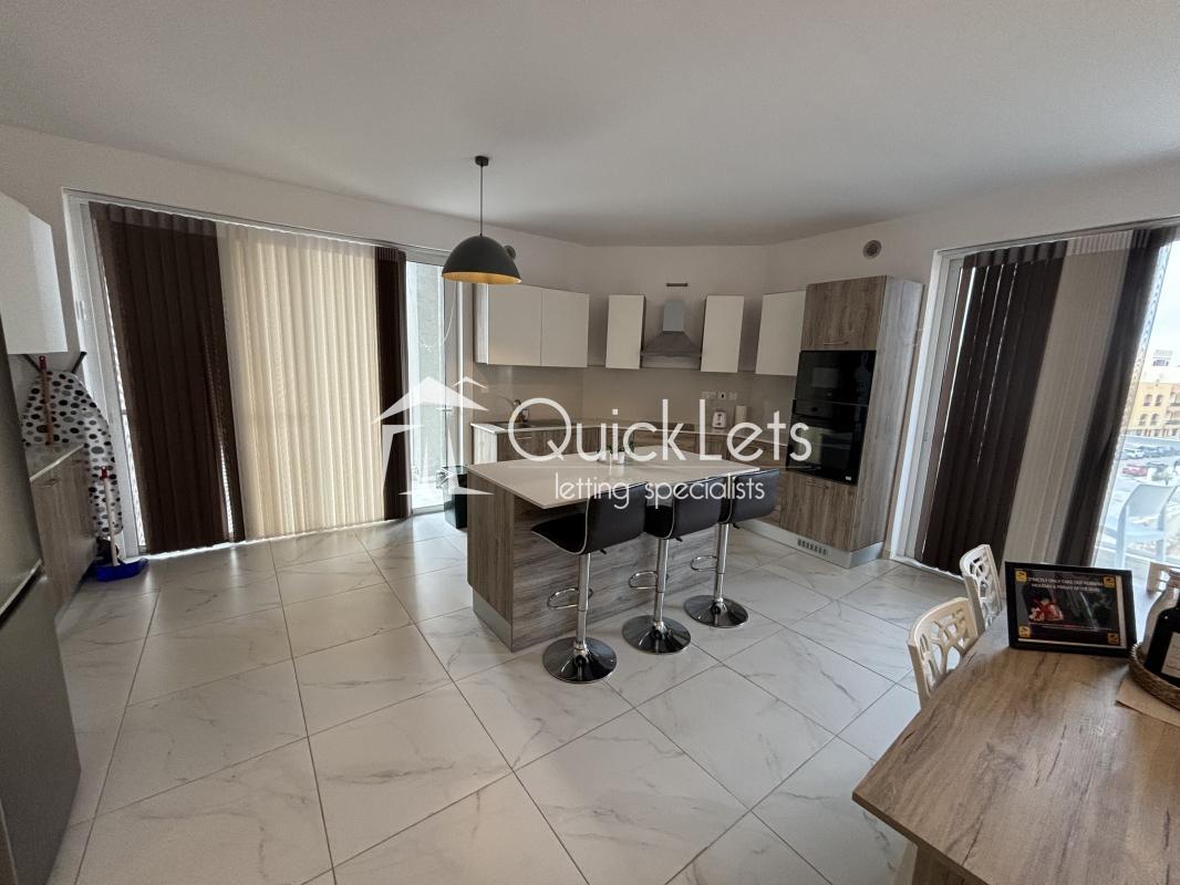 Rooms in Swieqi - Image 6