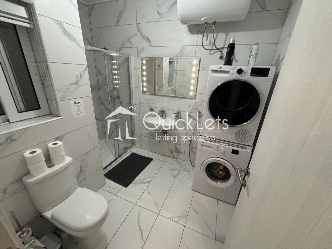 Rooms in Swieqi - Image 5