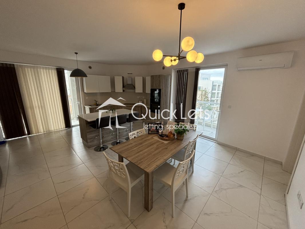 Rooms in Swieqi - Image 6