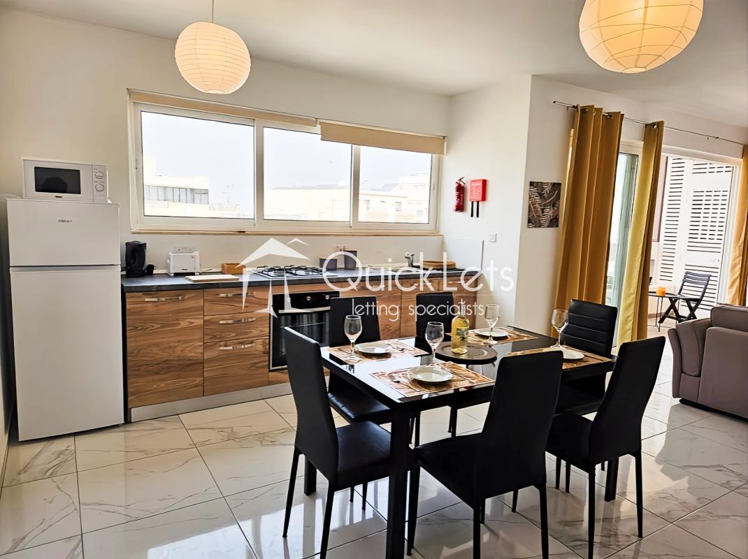 Property in Qawra
