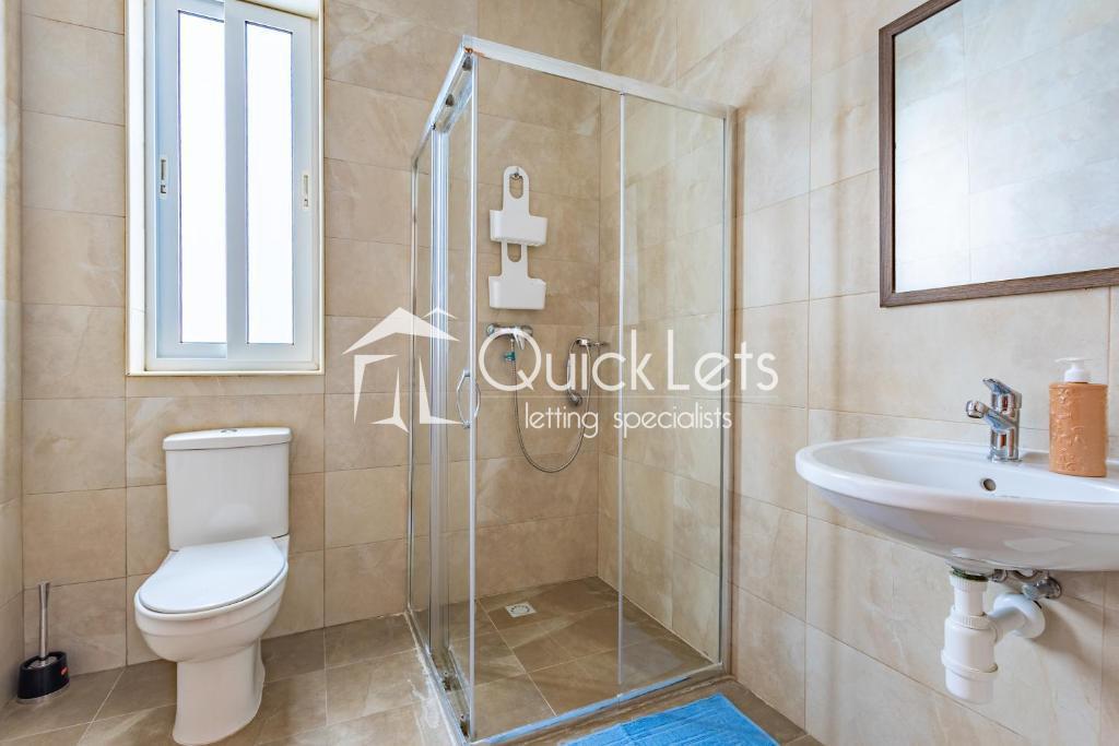 Rooms in Qawra - Image 2