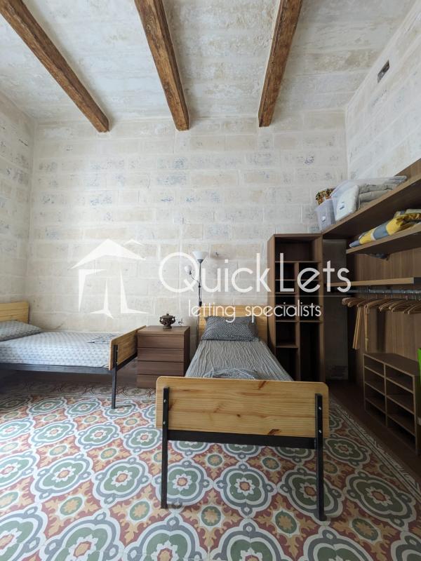 Rooms in Hamrun - Image 6