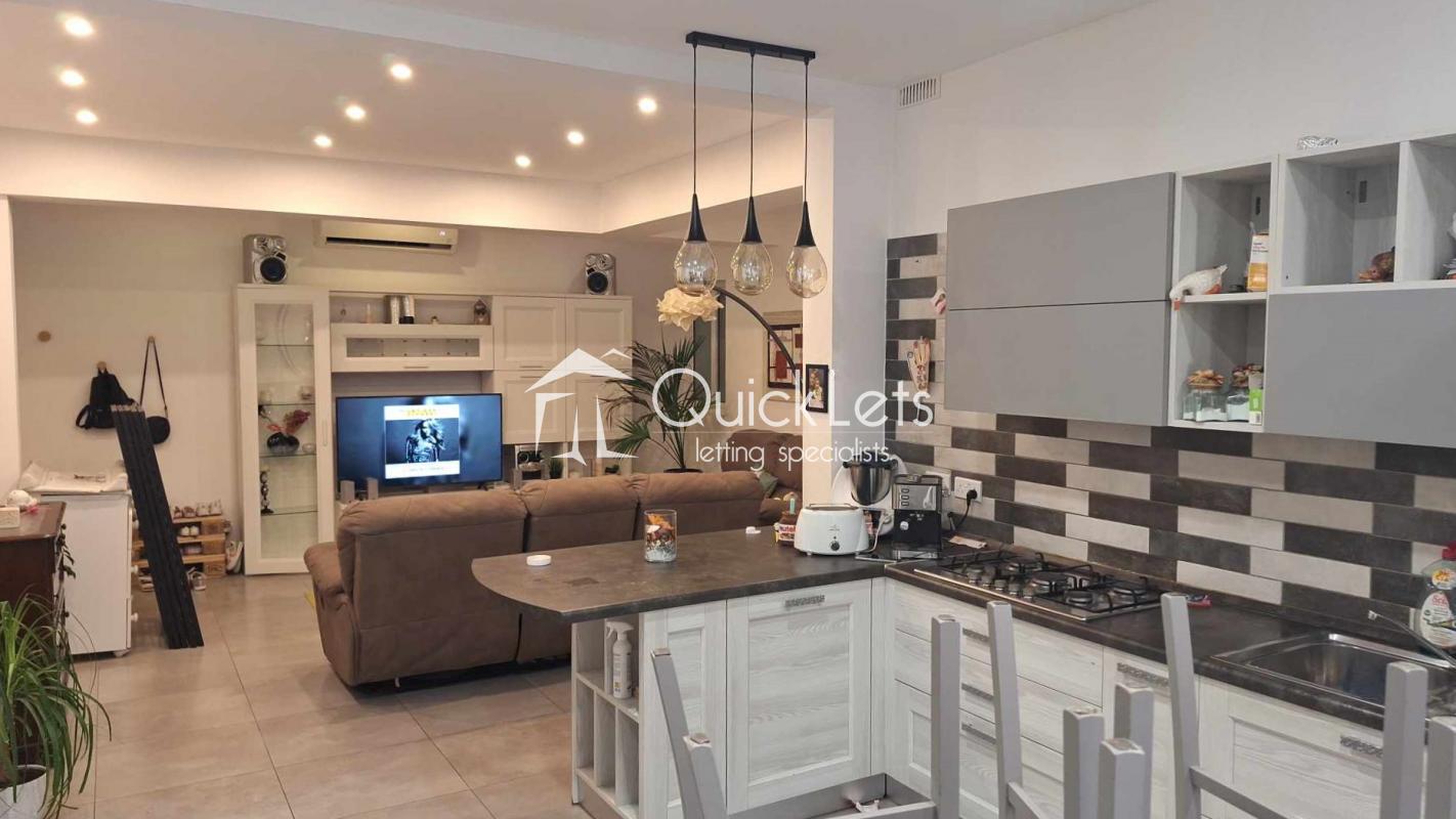Rooms in St. Julians - Image 2