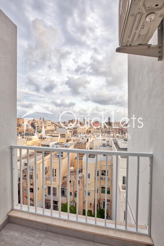 Rooms in Sliema - Image 4