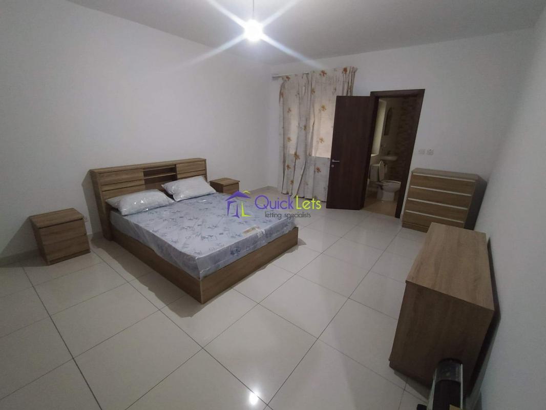 Apartments in Luqa - Image 4