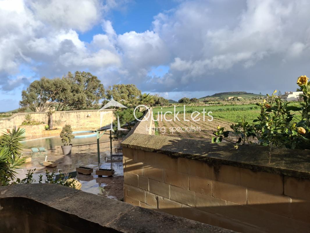 Property in Gozo - Gharb