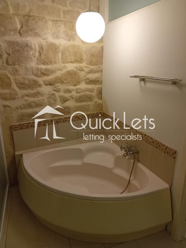 Rooms in Naxxar - Image 2