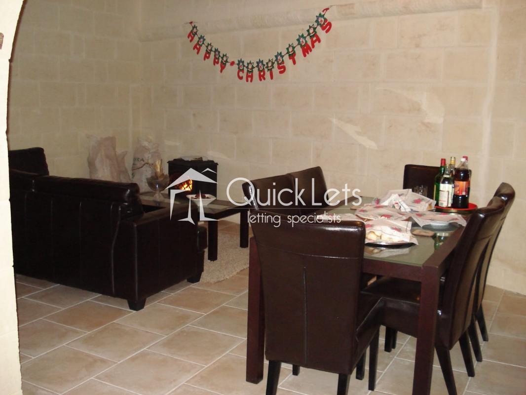 Farmhouses in Gozo - Kercem - Image 3