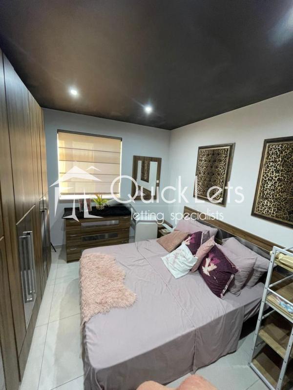 Rooms in Zabbar - Image 5