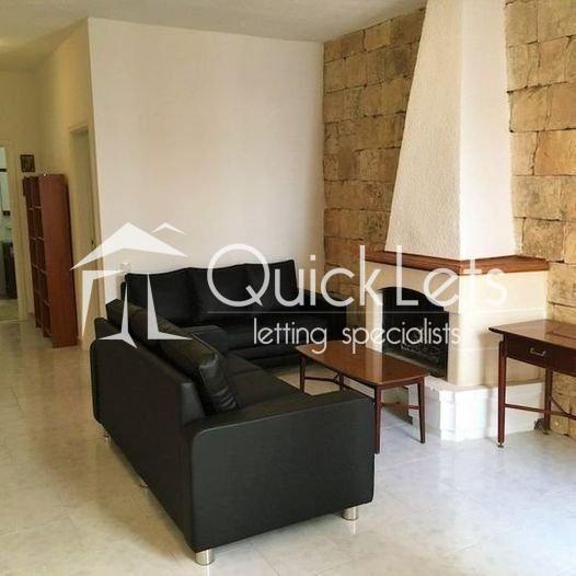 Rooms in Pembroke - Image 4