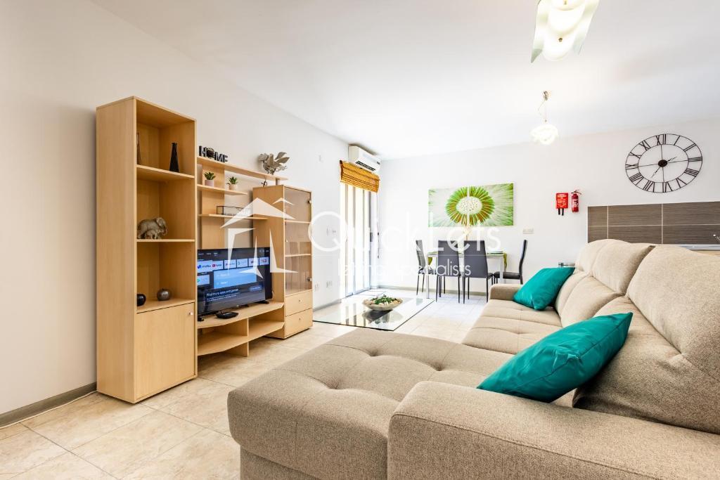 Apartments in Xemxija - Image 2