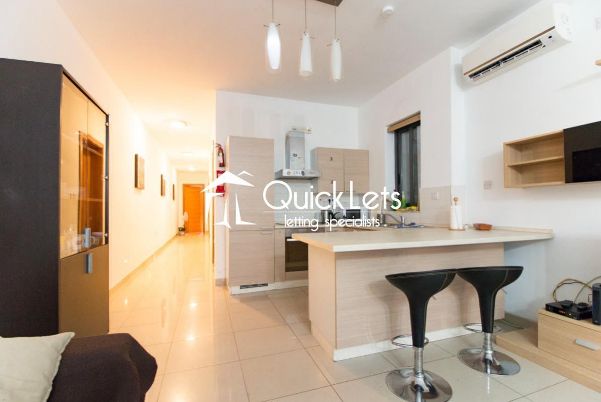 Rooms in Sliema - Image 4