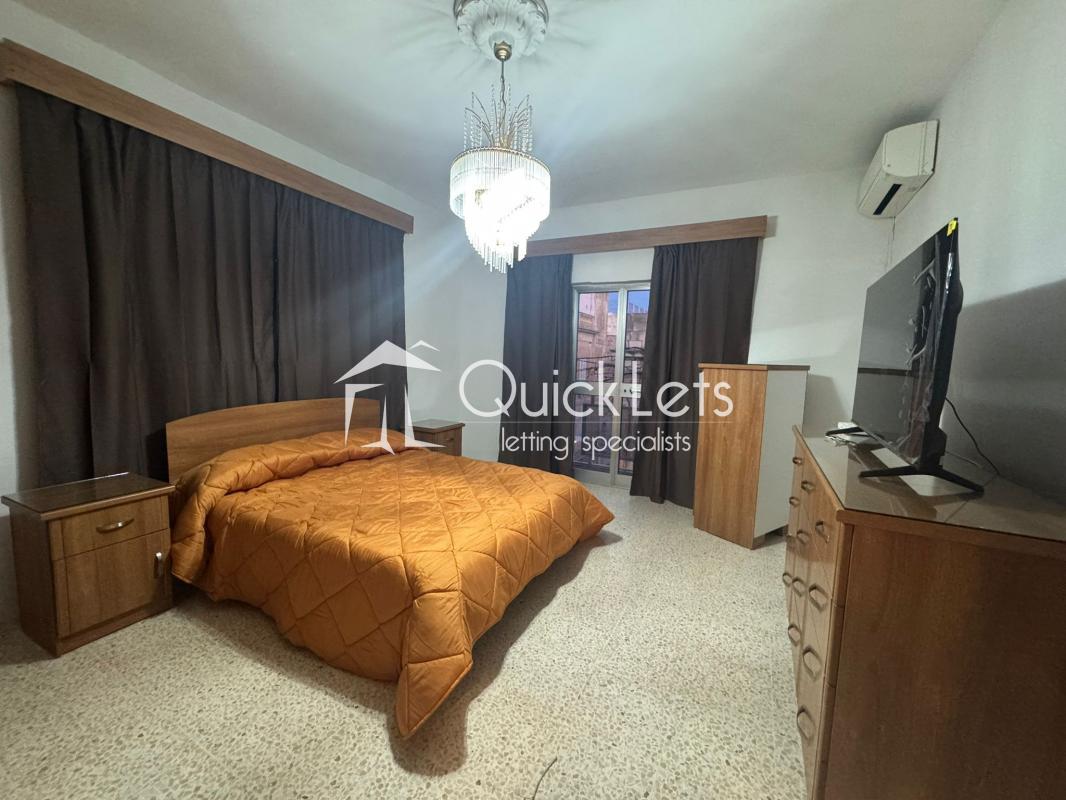 Rooms in Sliema - Image 3