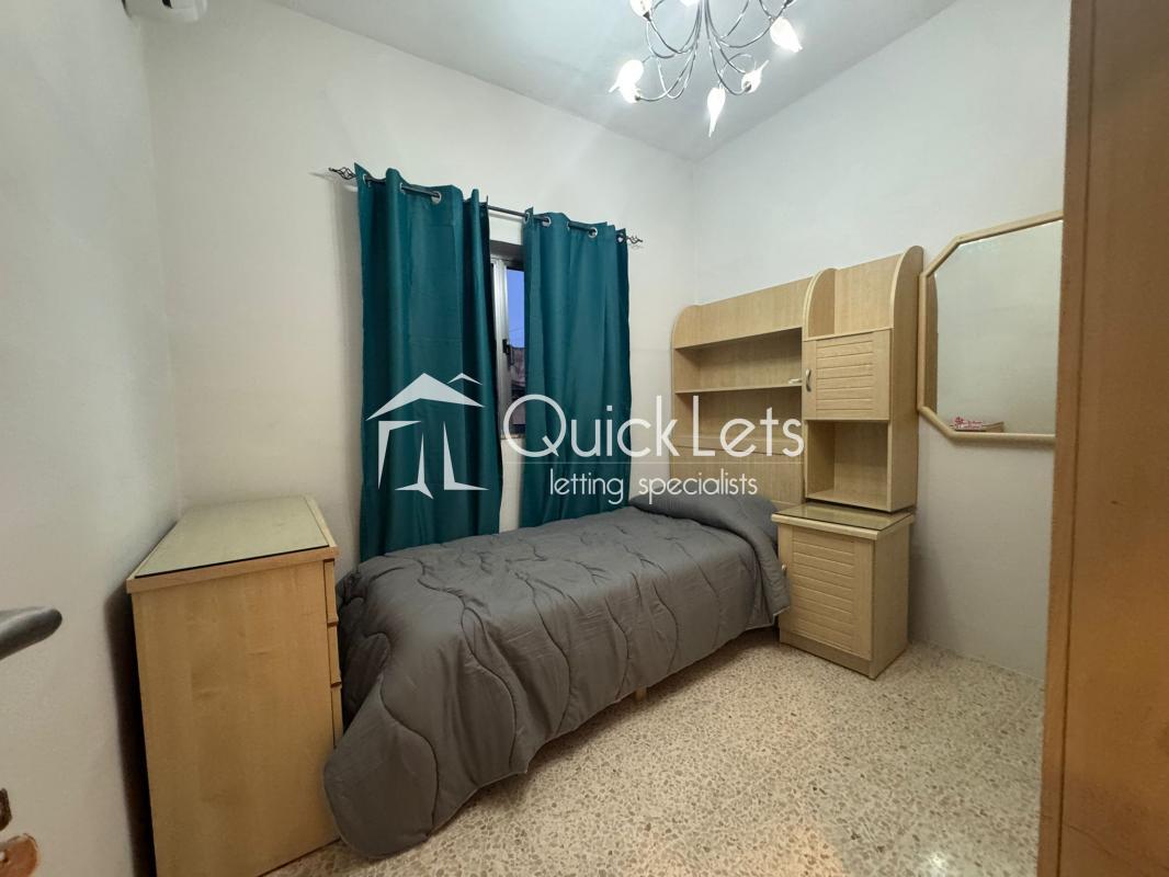 Rooms in Sliema - Image 4