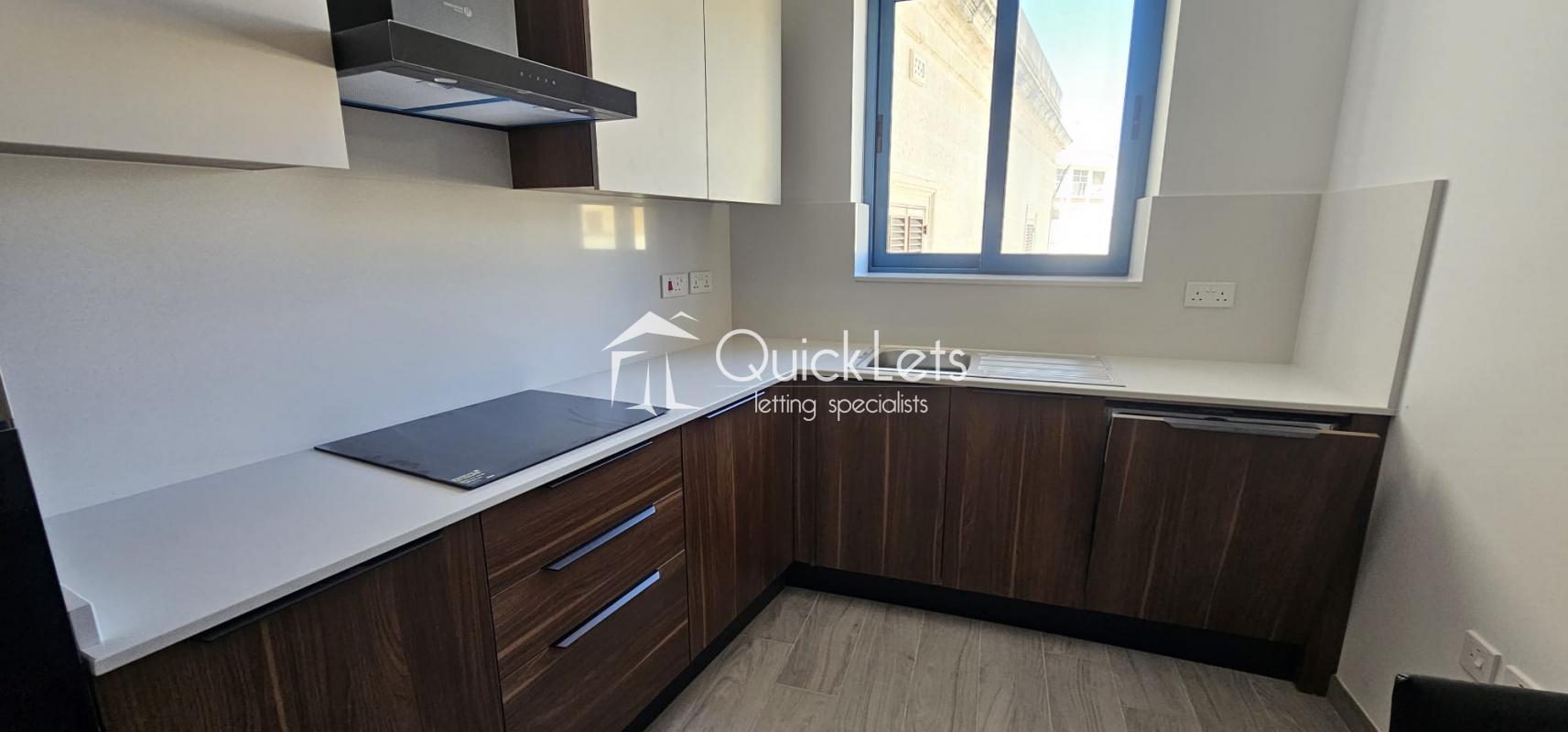 Block in Birzebbuga - Image 5