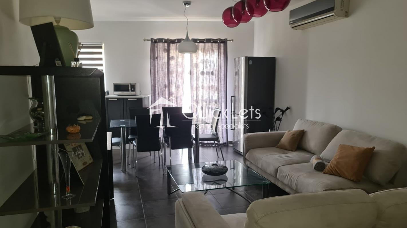 Rooms in Swieqi - Image 4