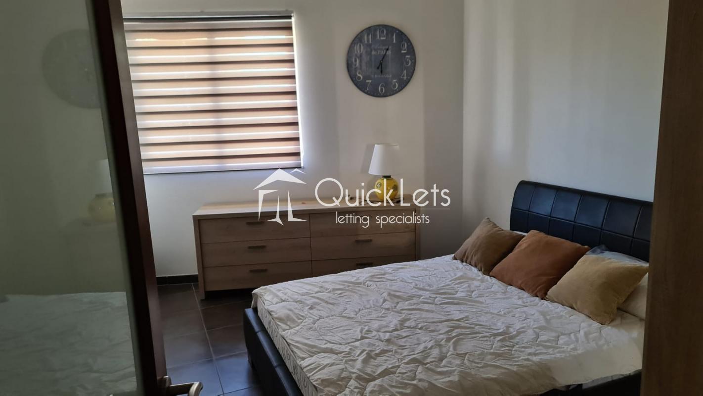 Rooms in Swieqi - Image 5