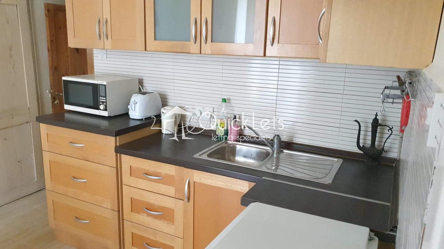 Rooms in Sliema - Image 4