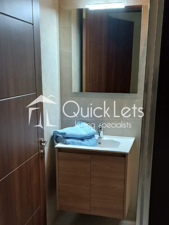 Rooms in Birzebbuga - Image 4