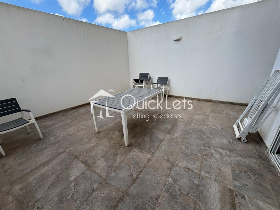 Maisonettes in Luqa - Image 4