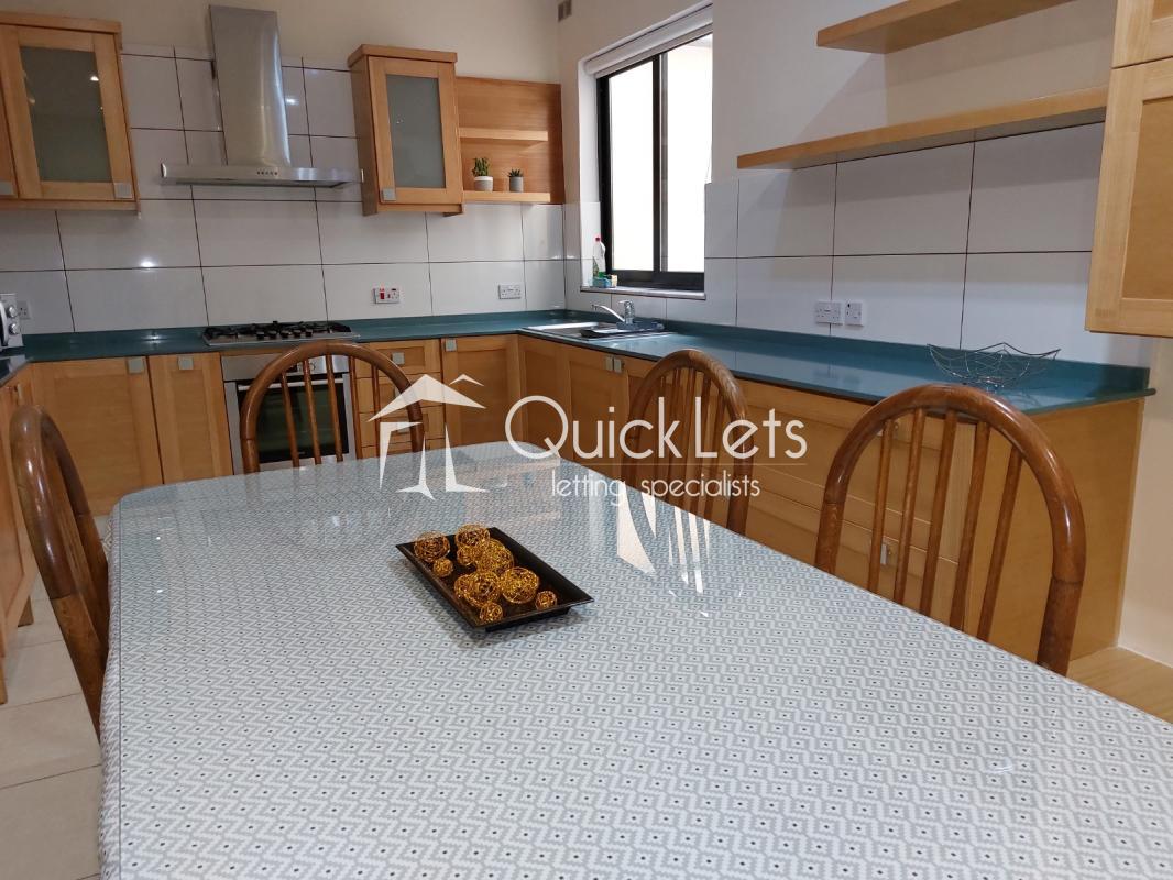 Property in Zebbug