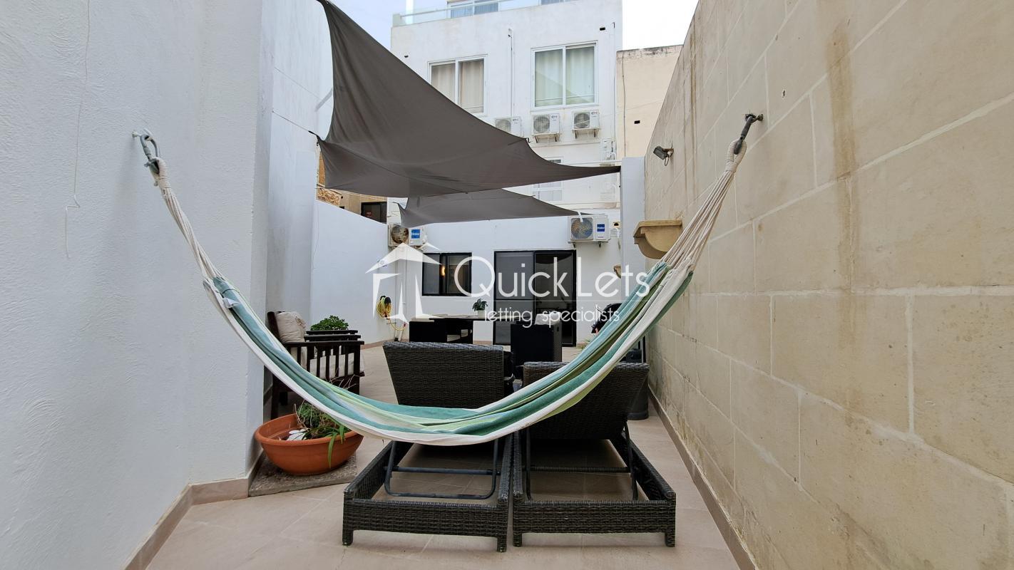 Property in Bahar ic-Caghaq