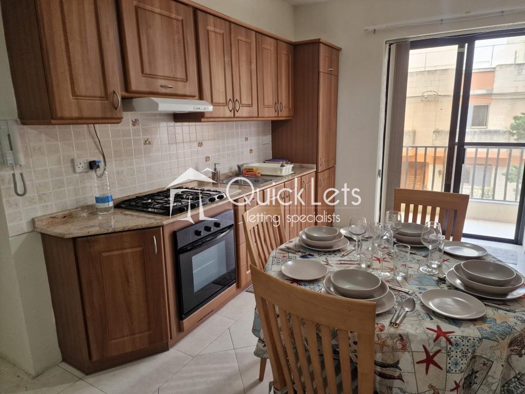 Property in Qajjenza