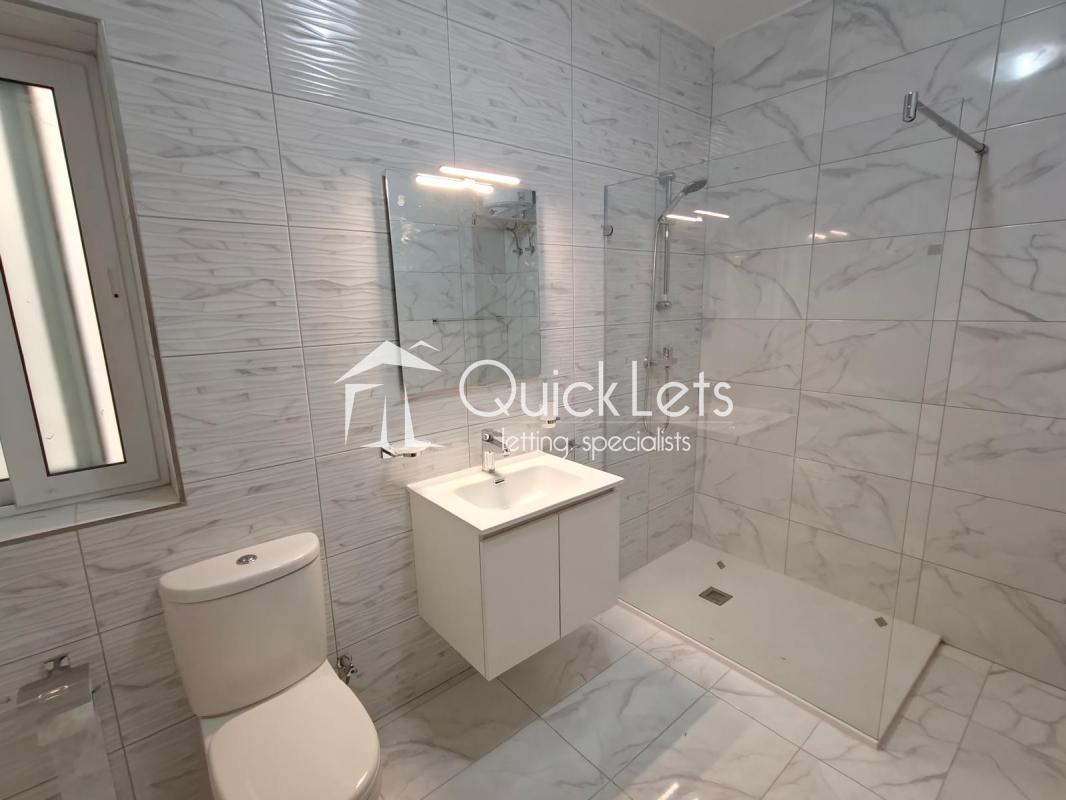 Rooms in Msida - Image 4