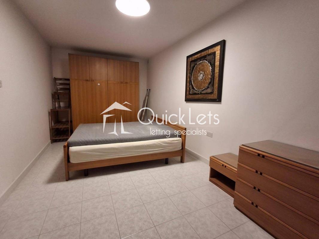 Apartments in Pembroke - Image 3