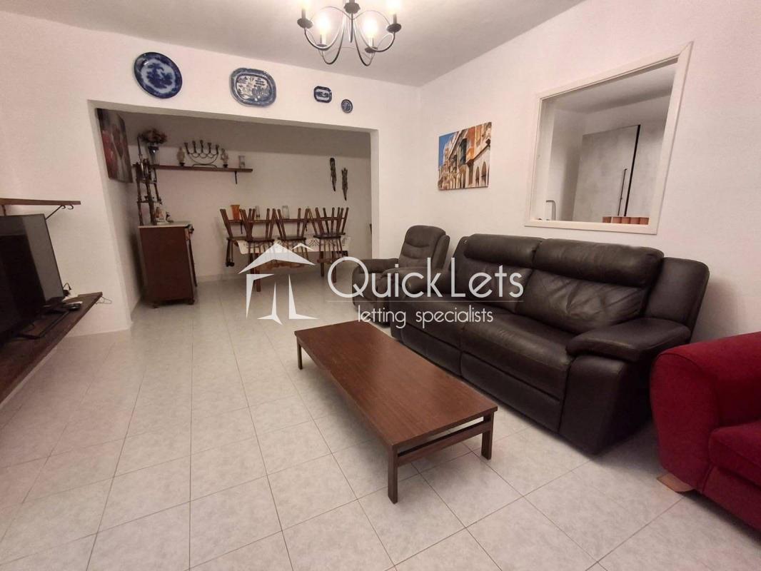 Apartments in Pembroke - Image 6