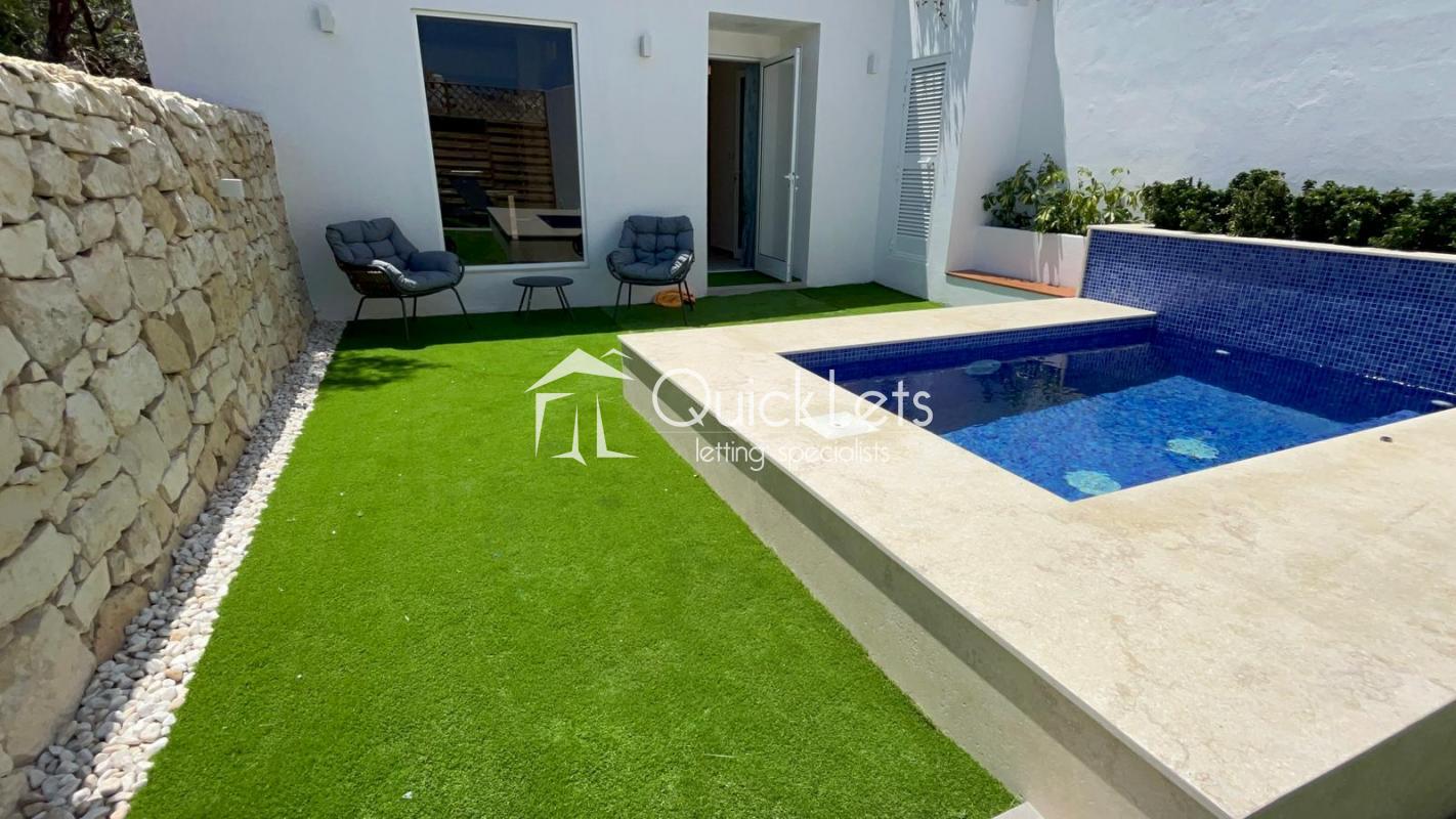 Property in Naxxar