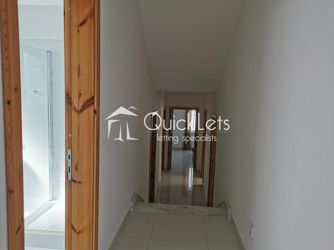 Rooms in Swieqi - Image 3