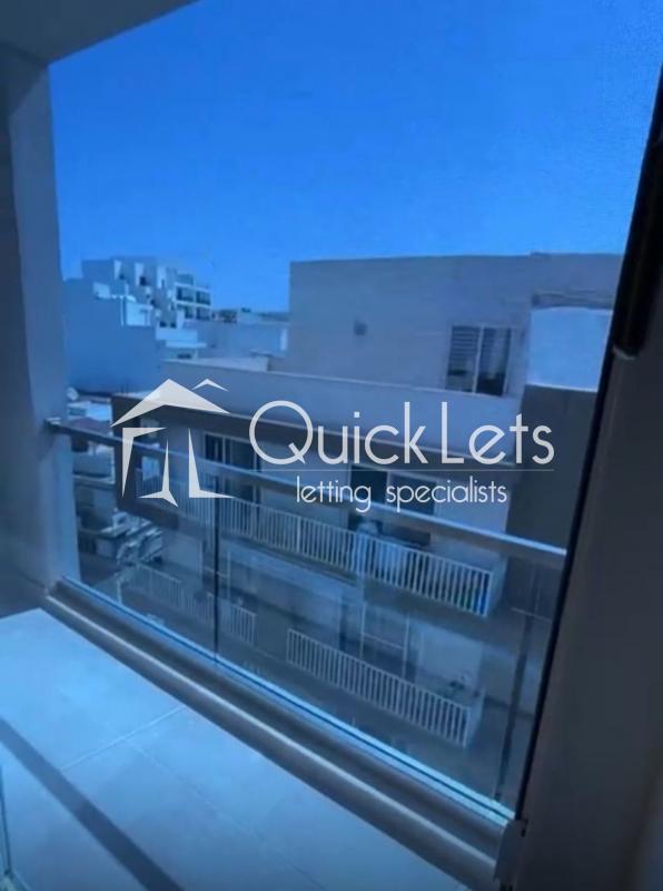 Apartments in Gzira - Image 4