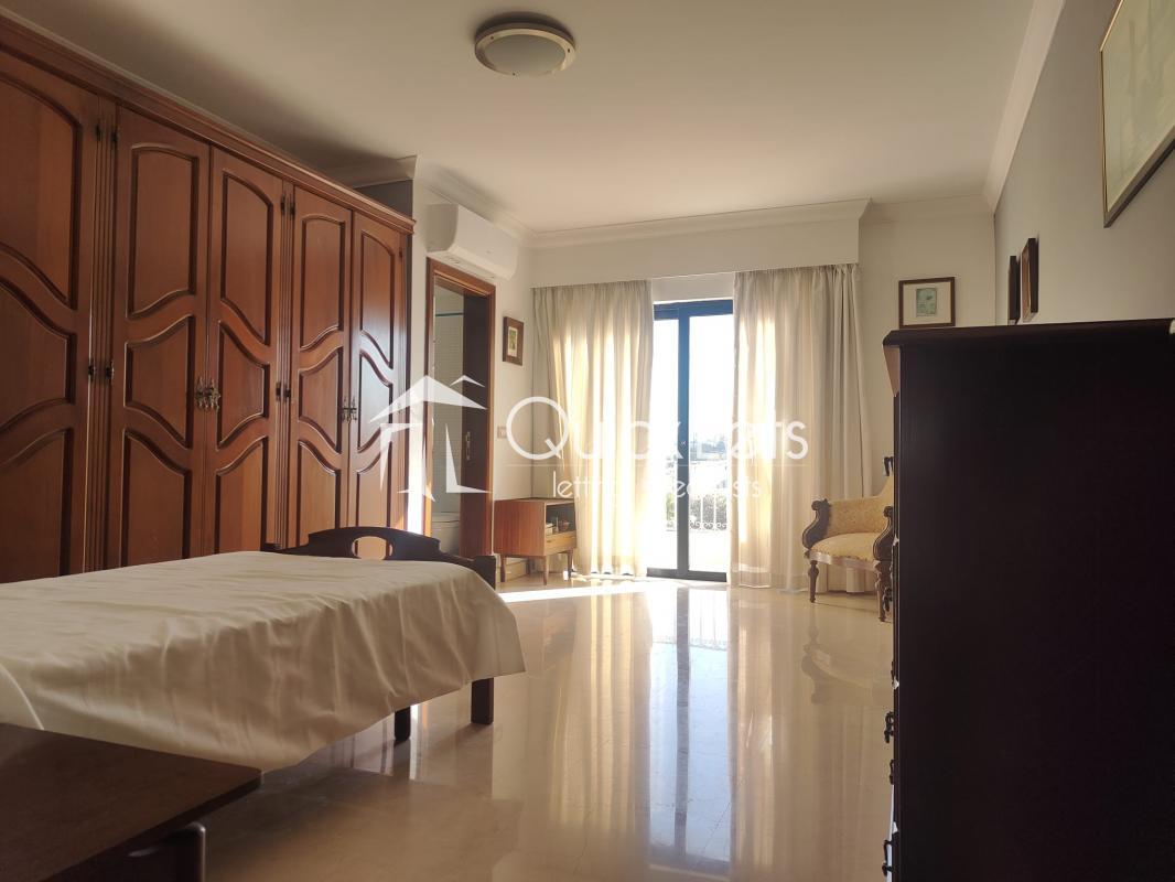 Apartments in Xemxija - Image 3