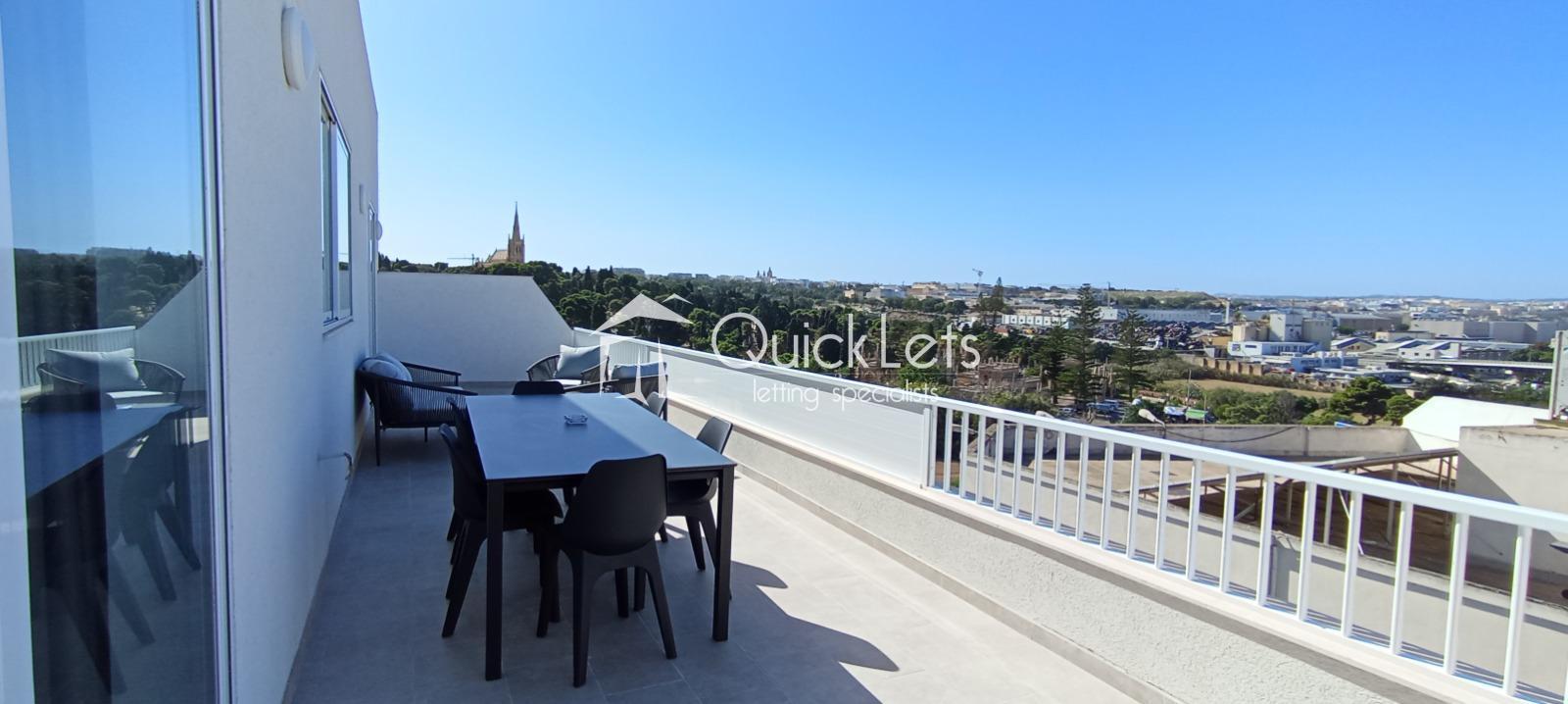 Penthouses in Paola - Image 2