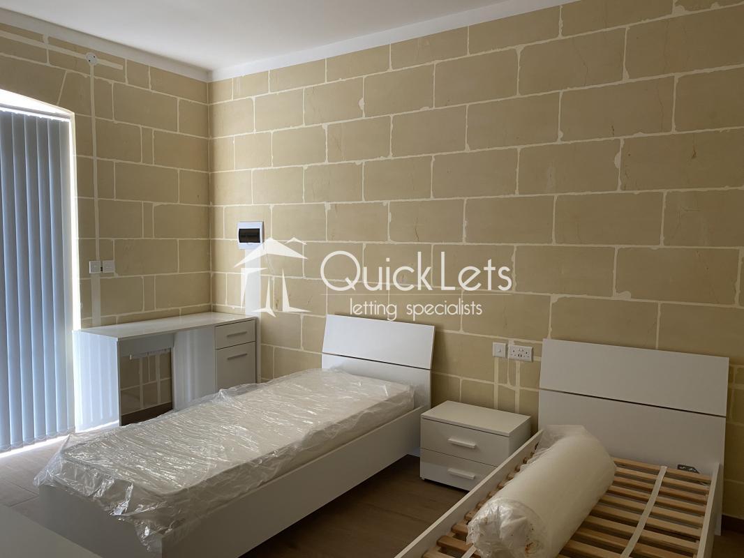Townhouses in Gozo - Rabat (Victoria) - Image 4