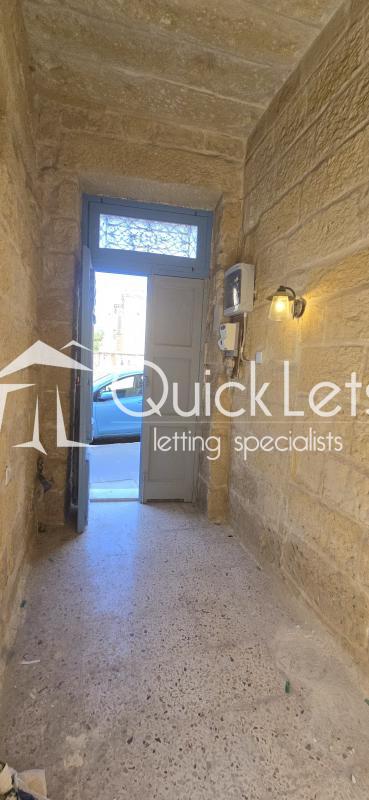 House of Character in Zejtun - Image 6