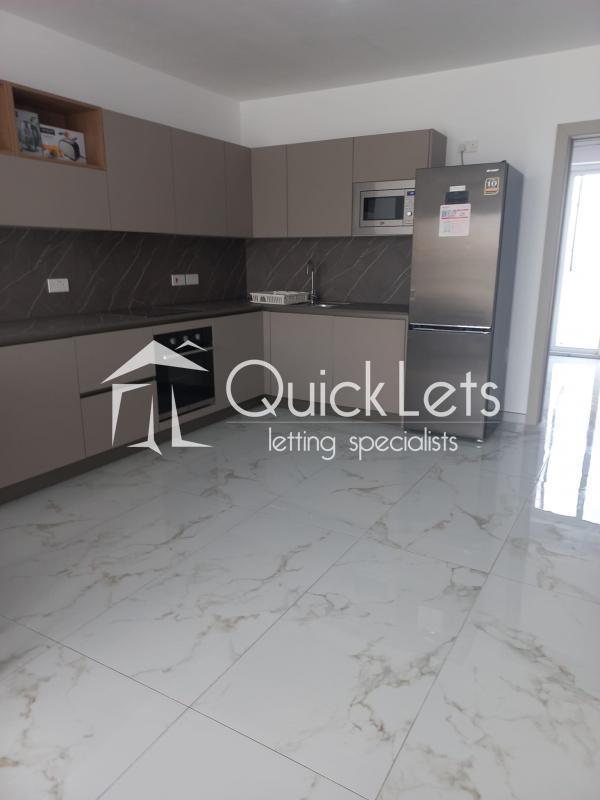 Penthouses in Paola - Image 3