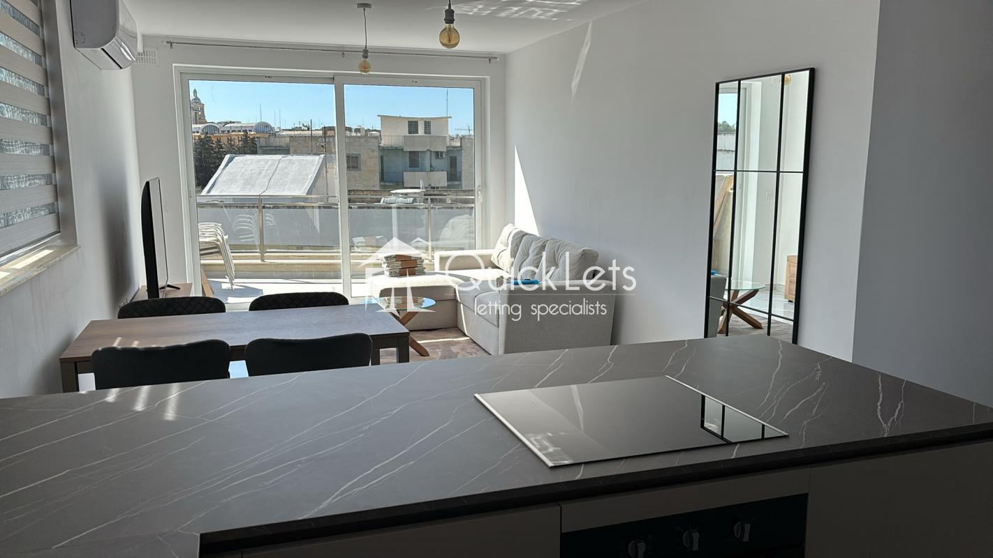 Penthouses in Paola - Image 6