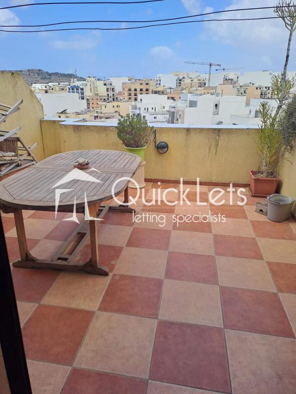 Property in Qawra