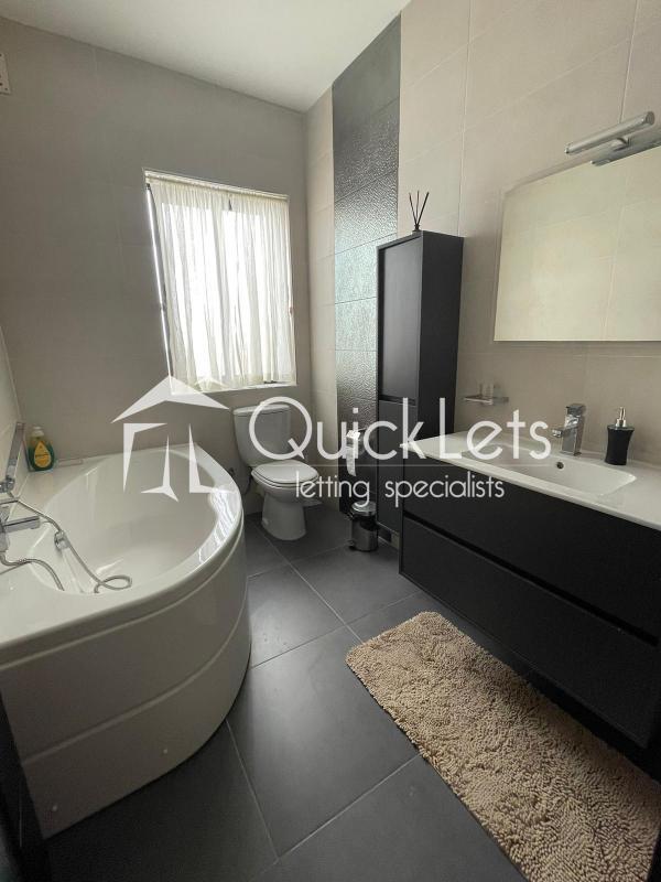 Rooms in Marsaskala - Image 5