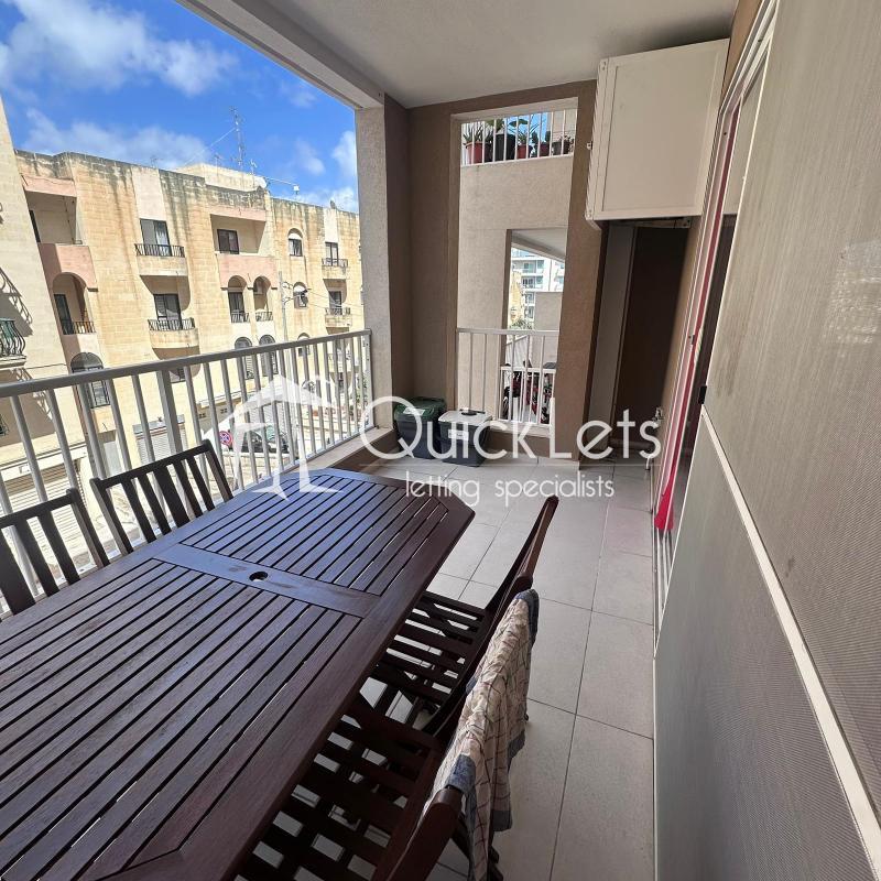 Property in Qawra
