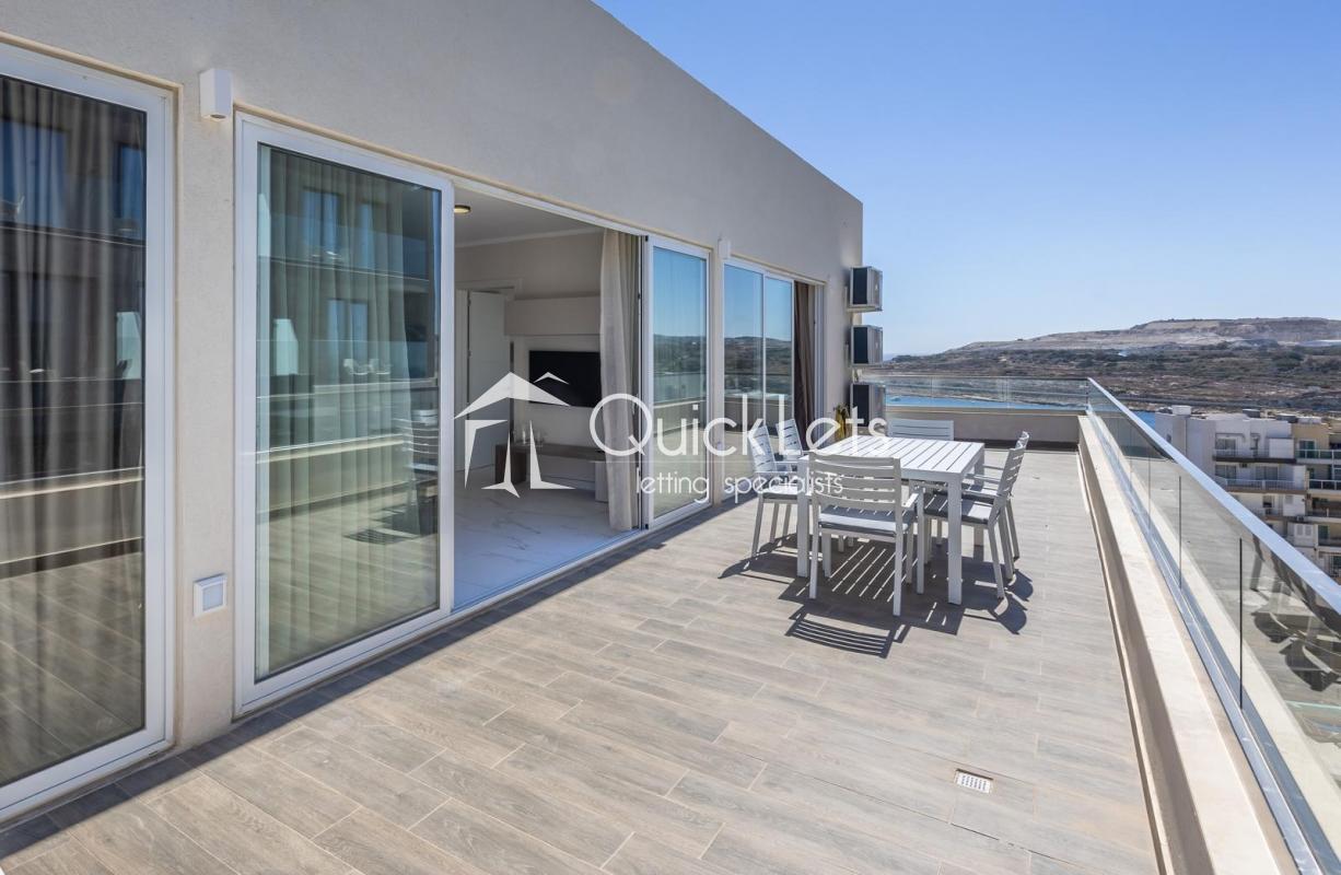 Property in Qawra
