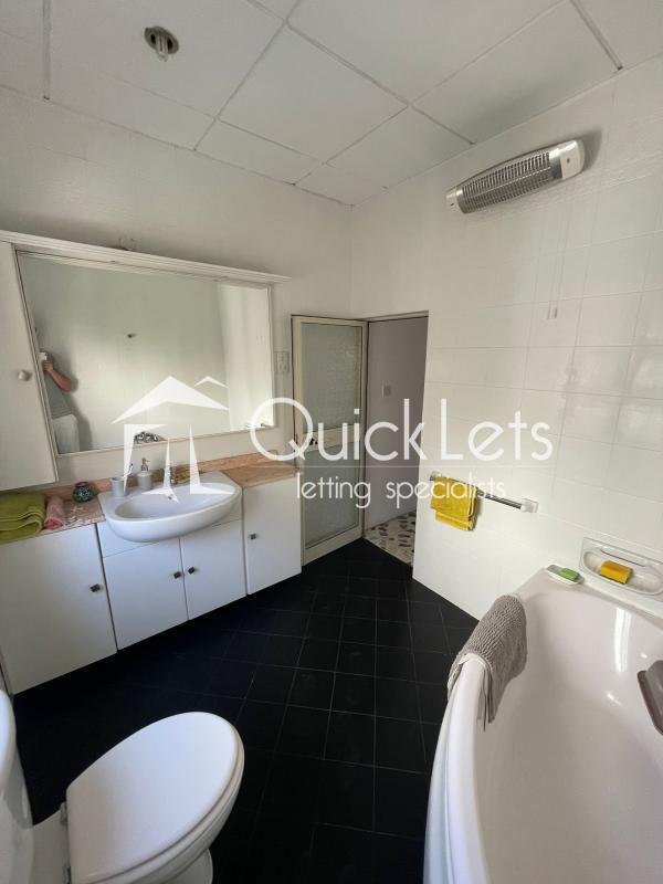 Rooms in Gzira - Image 3