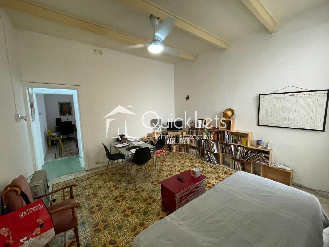 Rooms in Gzira - Image 4
